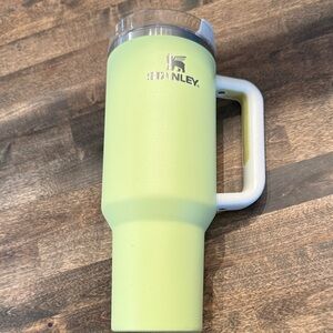 40oz Stanley Travel Tumbler - Light Green with White Handle